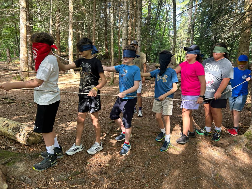Village Camps International Summer Camp Leysin, Switzerland 2026-08-15 https://www.villagecamps.com/journals_admin/images/2612-0577-yellows 2.jpg